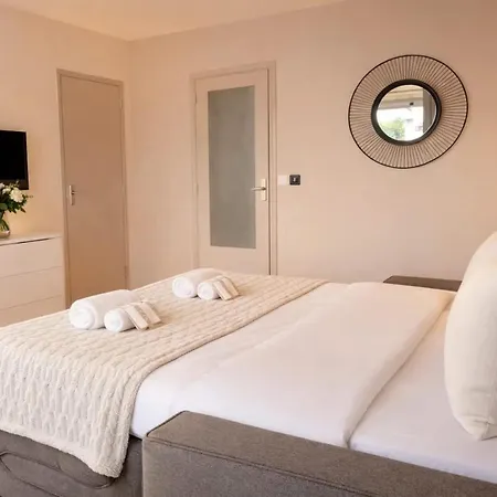 Porte De Versailles - Premium With Eiffel Tower View And Lift * Parigi