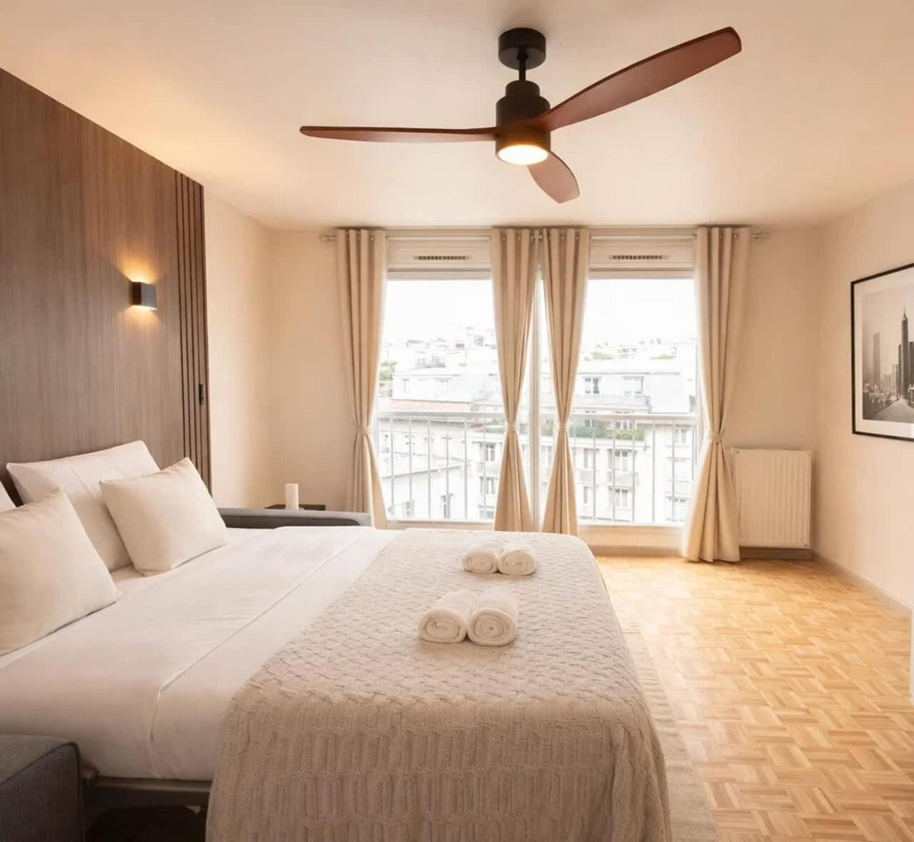 Porte De Versailles - Premium With Eiffel Tower View And Lift Apartment